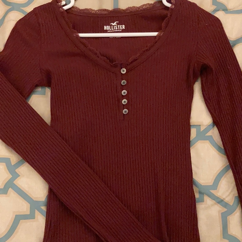 Hollister Laced Long Sleeve